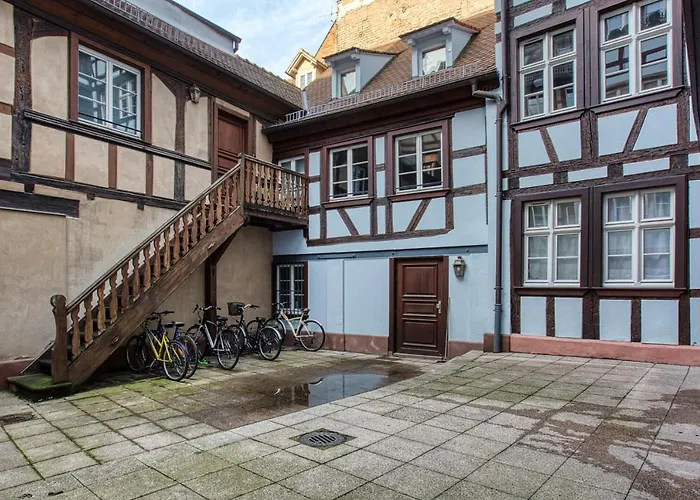 Petite France-cathedrale, Duplex 100m2- 3 Straatsburg
